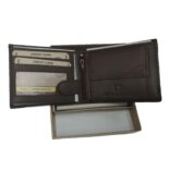 Cartera-cuero-hombre-abierta