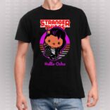 Camiseta-Stranger-Things-hello-kitty-Ocho